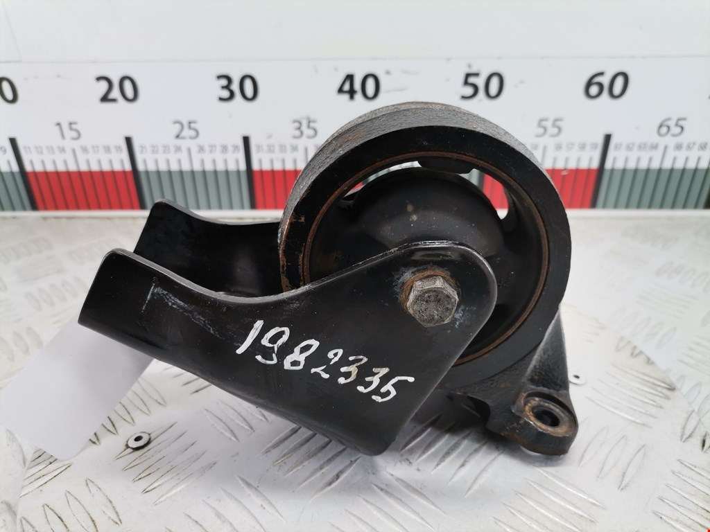 Подушка (опора) крепления КПП Kia Magentis 1 (2000-2006)