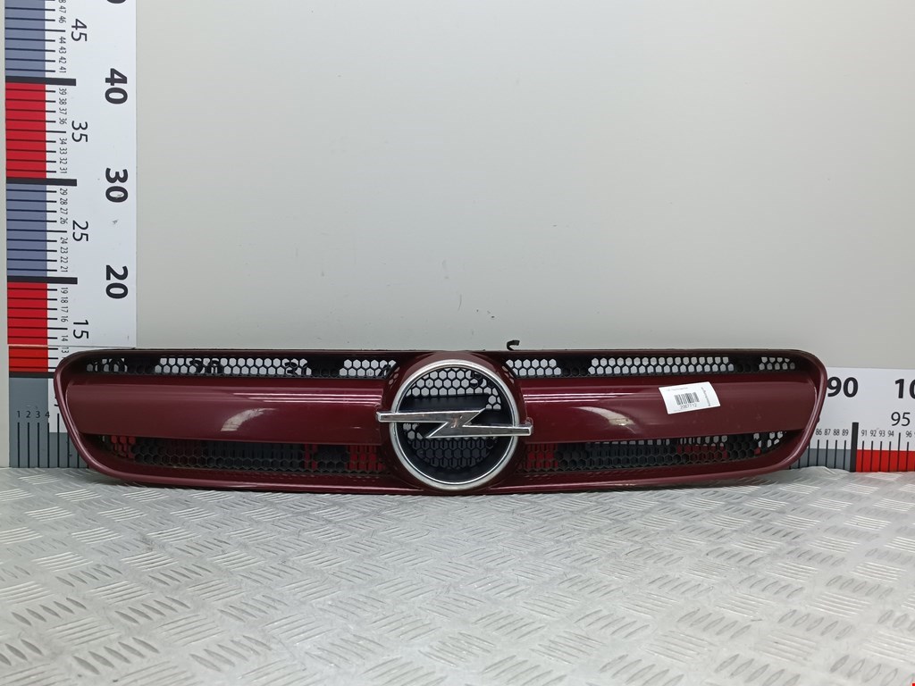 Решетка радиатора OPEL Signum 2003-2008