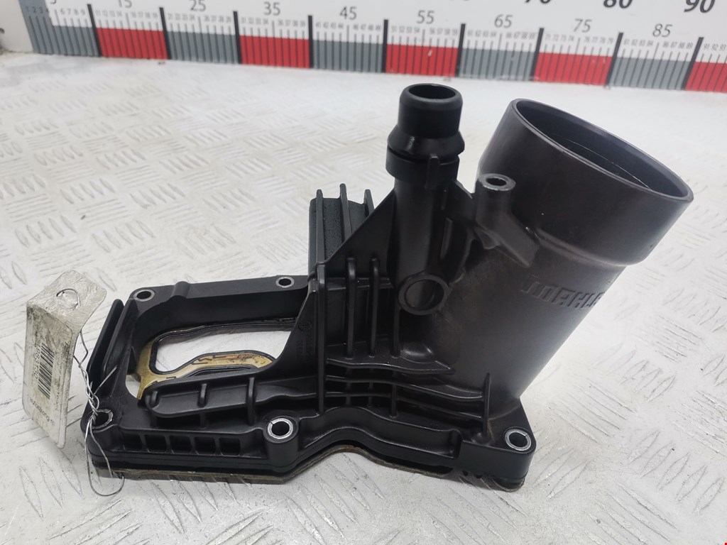 Корпус масляного фильтра BMW 3er F30/F31/F80 2011-2019