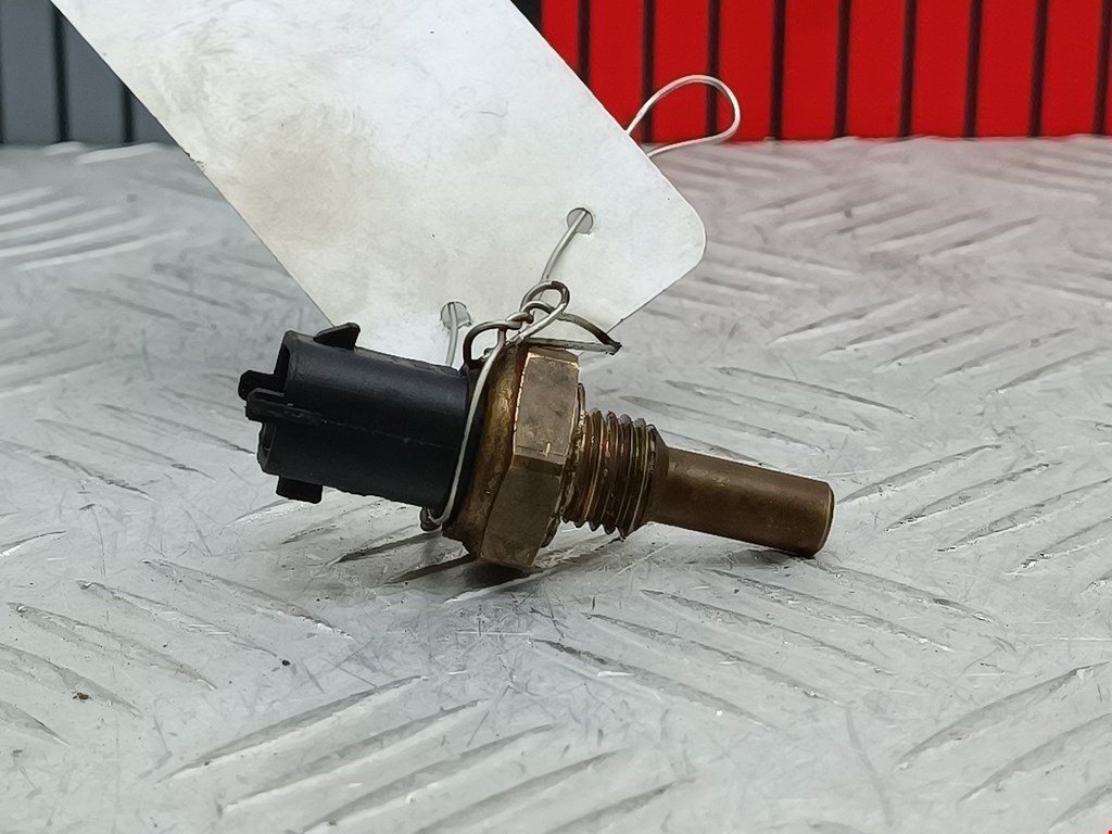 Датчик температуры охлаждающей жидкости Opel Omega B (1994-2004)