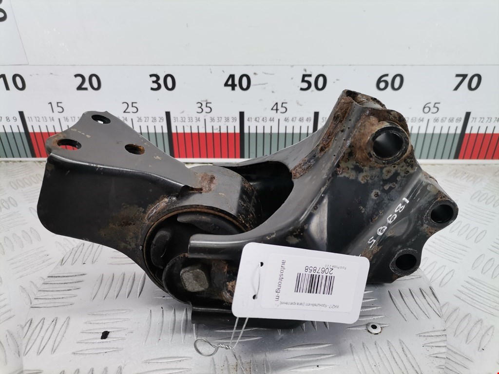 Кронштейн (крепление лапа траверса) кпп Ford Probe 2 (1992-1997)