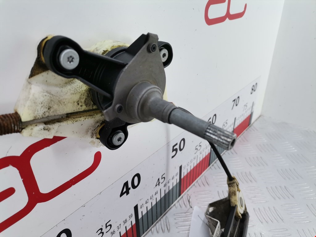 Стеклоподъемник задний правый AUDI A4 B6 2001-2005