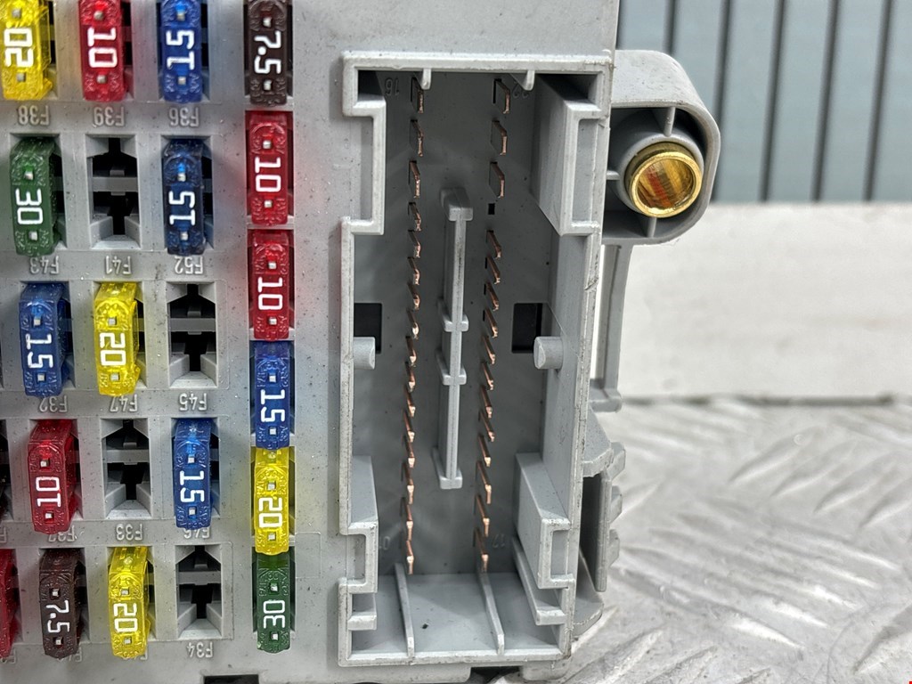 Блок реле FIAT Punto II (188) 1999-2007