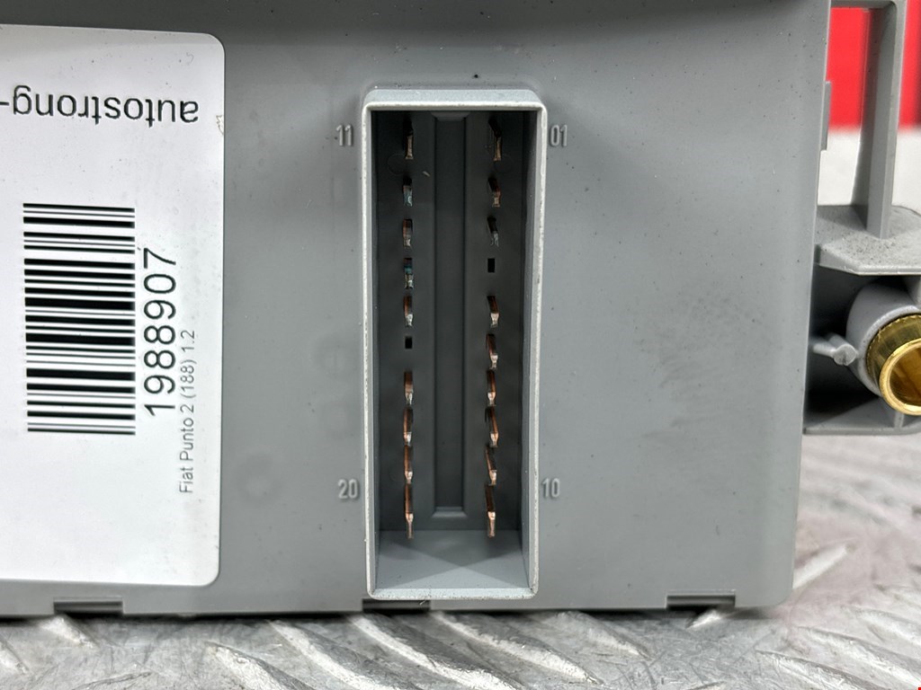 Блок реле FIAT Punto II (188) 1999-2007
