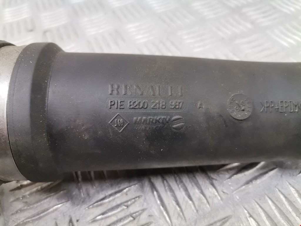 Патрубок воздушного фильтра RENAULT Scenic II 2003-2010