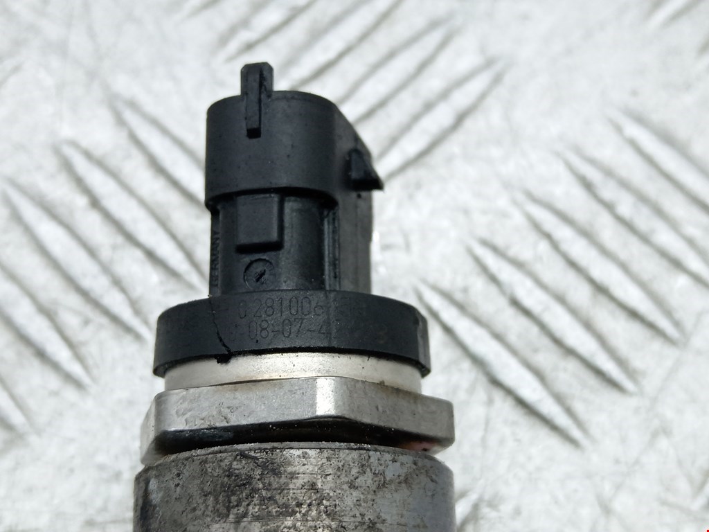 Датчик давления топлива OPEL Signum 2003-2008