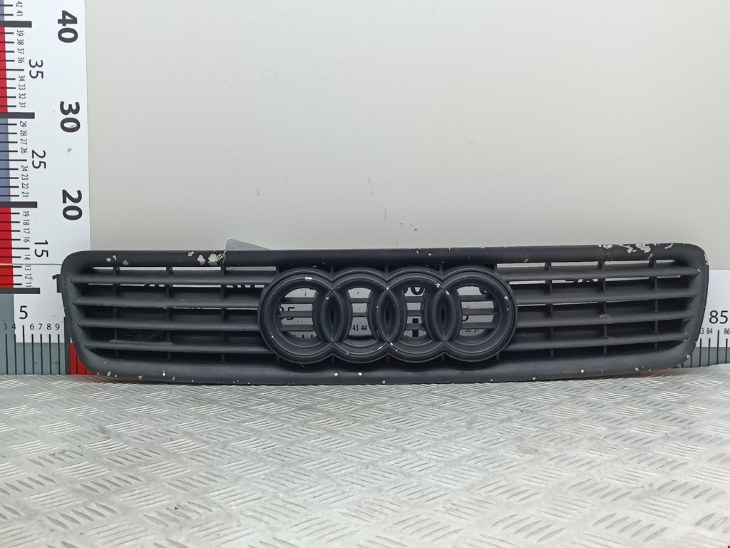 Решетка радиатора AUDI A4 B5 1995-2001