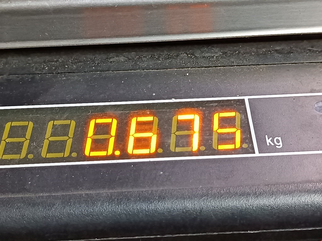 Решетка радиатора AUDI A4 B5 1995-2001