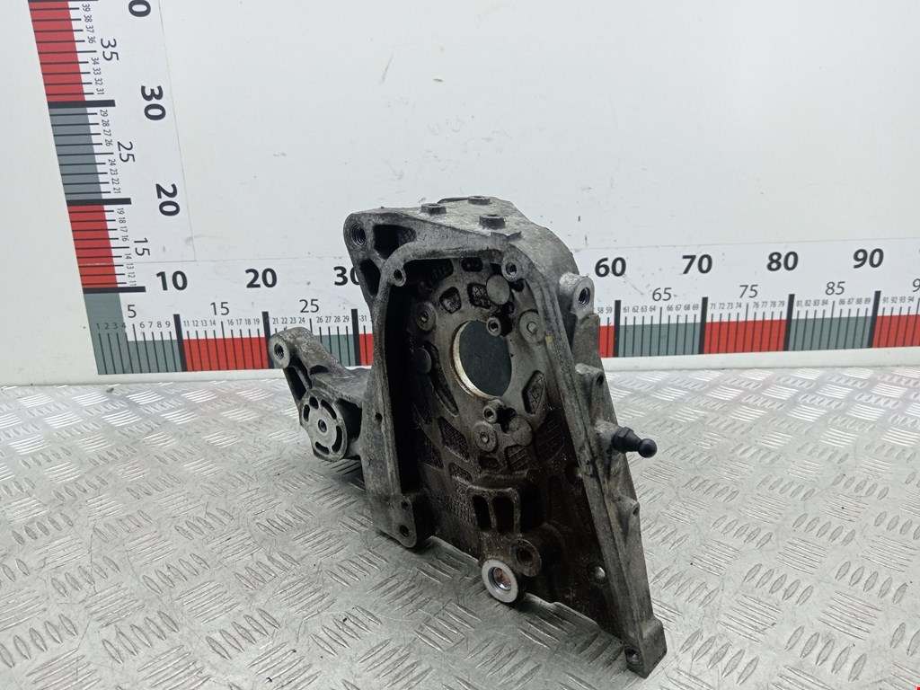 Кронштейн ТНВД OPEL Signum 2003-2008