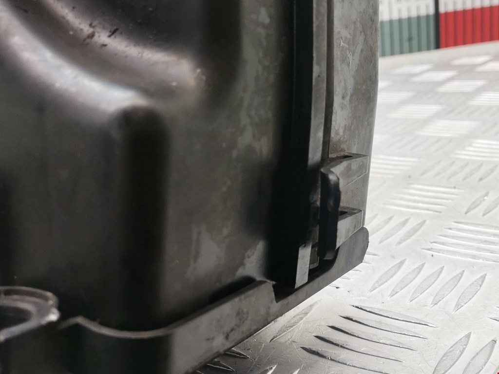 Корпус воздушного фильтра CITROEN Berlingo 1996-2012