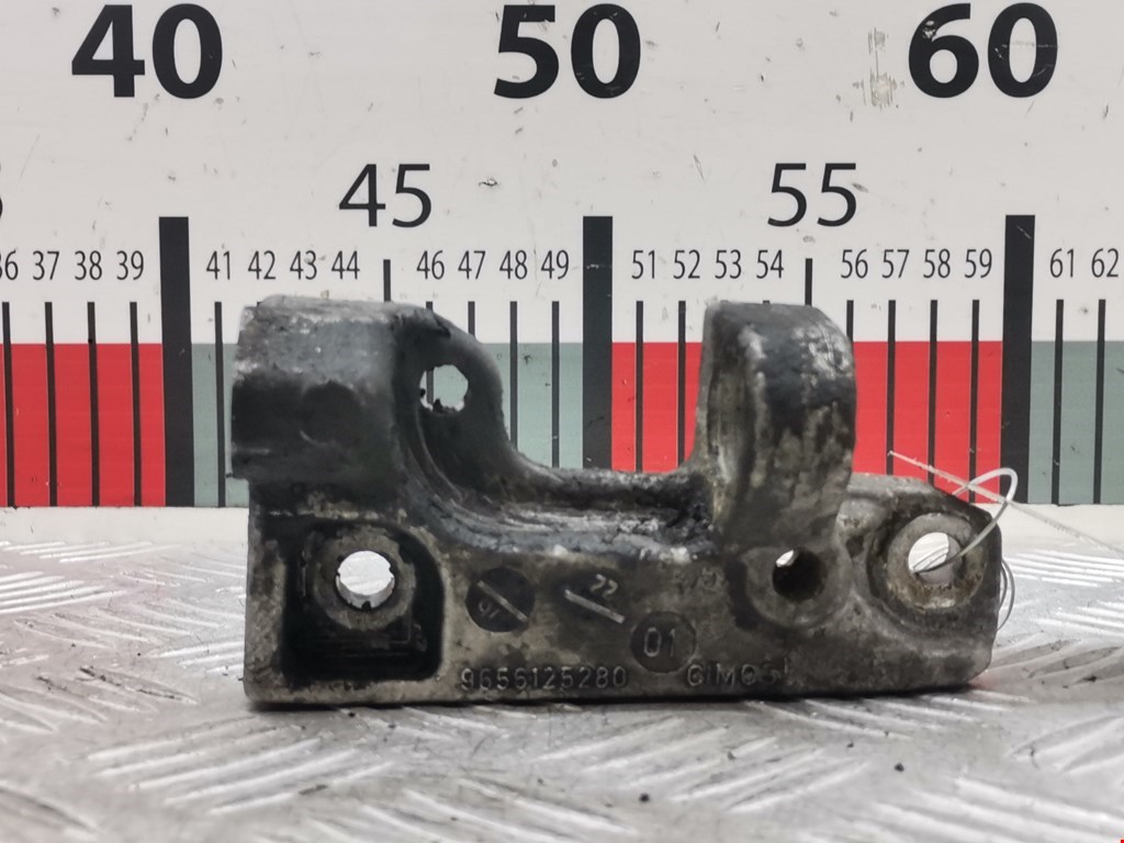 Кронштейн генератора CITROEN Berlingo 1996-2012