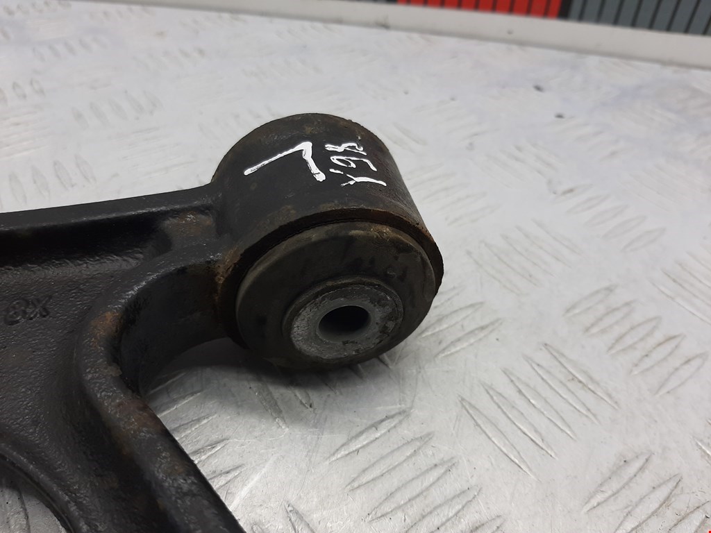 Рычаг передний левый SEAT Toledo 2004-2009