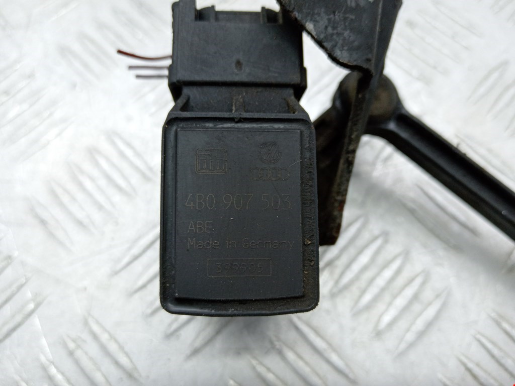 Датчик регулировки дорожного просвета AUDI A4 B5 1995-2001