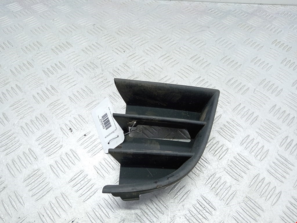 Решетка в бампер SKODA Octavia A5 1Z- 2004-2013