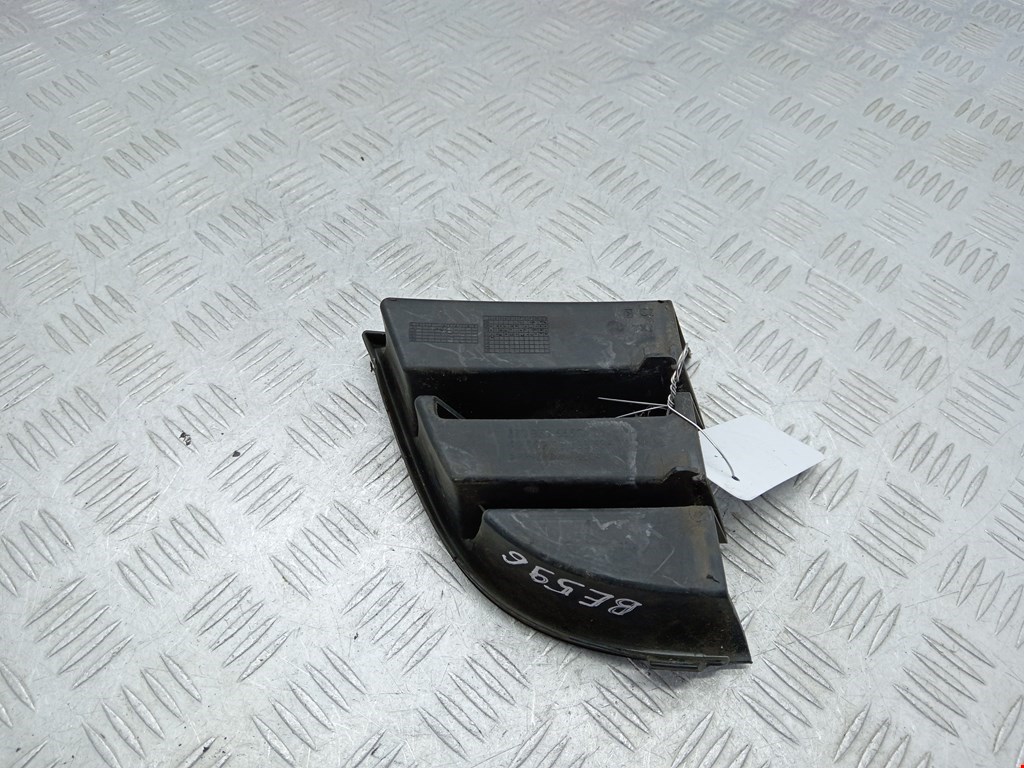 Решетка в бампер SKODA Octavia A5 1Z- 2004-2013