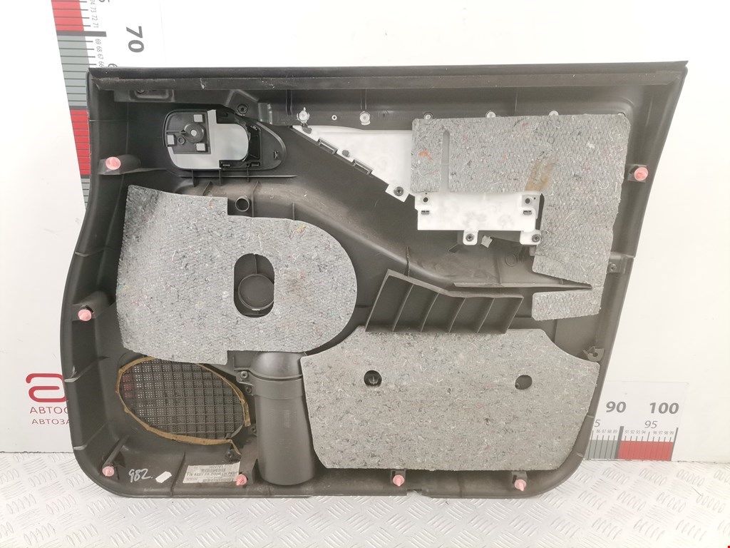 Обшивка двери передняя левая NISSAN Navara III D40 2005-2015