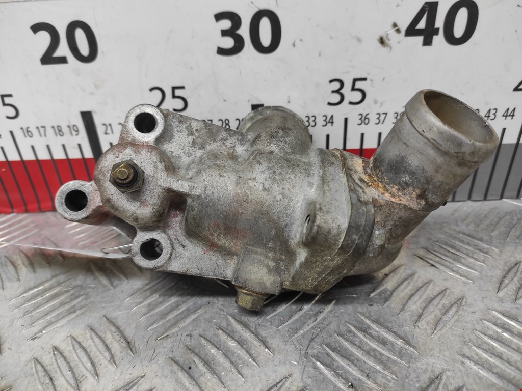 Корпус термостата MITSUBISHI Space Star 1999-2006