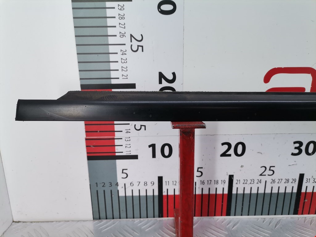 Уплотнитель (внутри) FIAT Brava 1995-2001