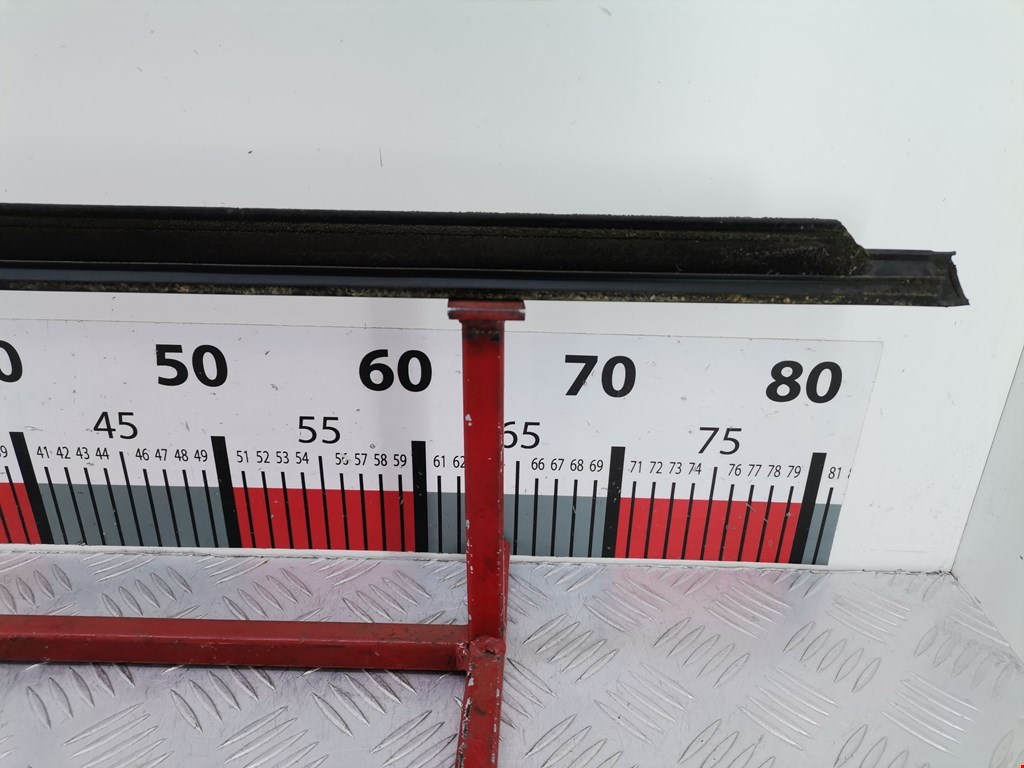 Уплотнитель (внутри) FIAT Brava 1995-2001