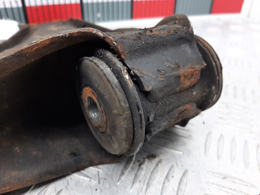 Рычаг передний правый MERCEDES-BENZ Vito W638 1996-2003