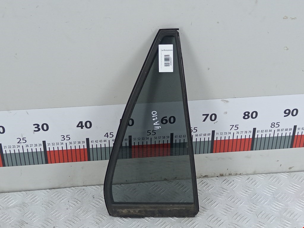 Стекло двери задней правой (форточка) Mitsubishi Lancer 9 (2000-2010)