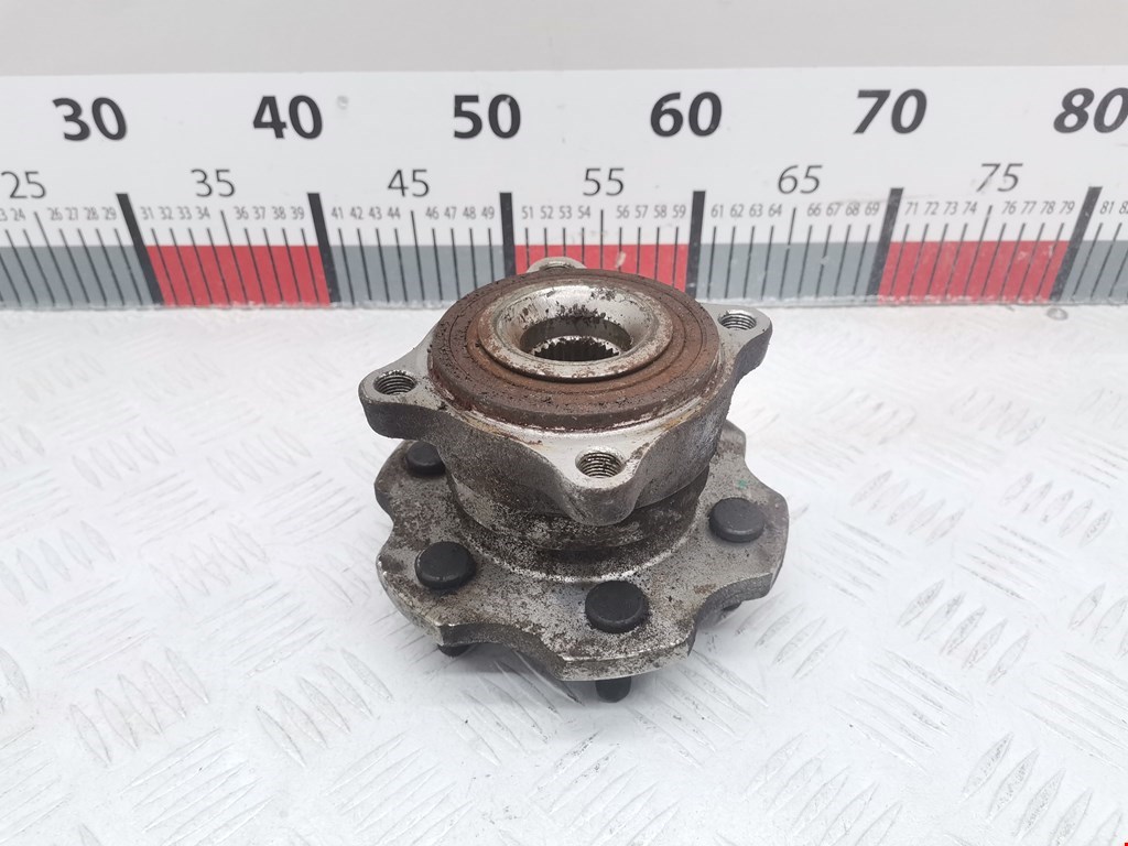 Ступица (кулак цапфа) задняя левая Nissan Pathfinder (R51) (2004-2014)