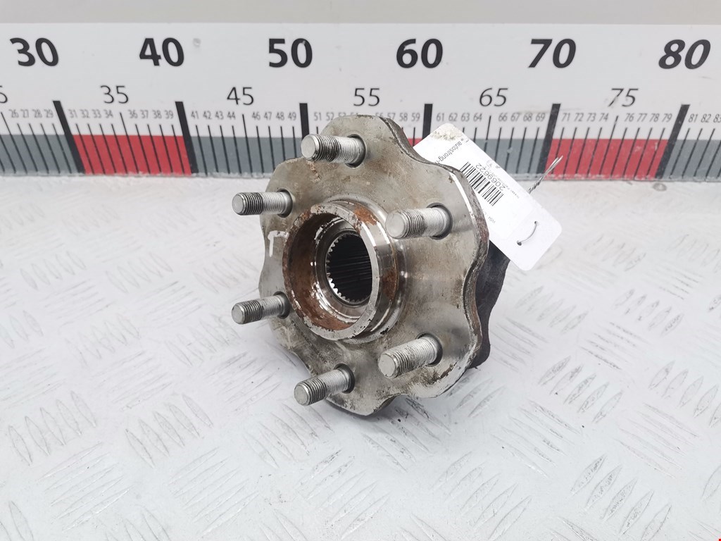 Ступица (кулак цапфа) задняя левая Nissan Pathfinder (R51) (2004-2014)