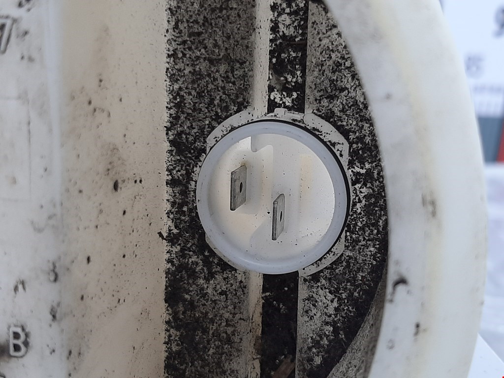 Датчик уровня топлива AUDI A8 D2 1994-2002