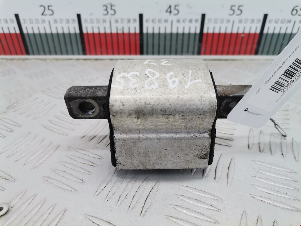 Подушка (опора) крепления КПП Mercedes CLK-Class (W209) (2002-2010)