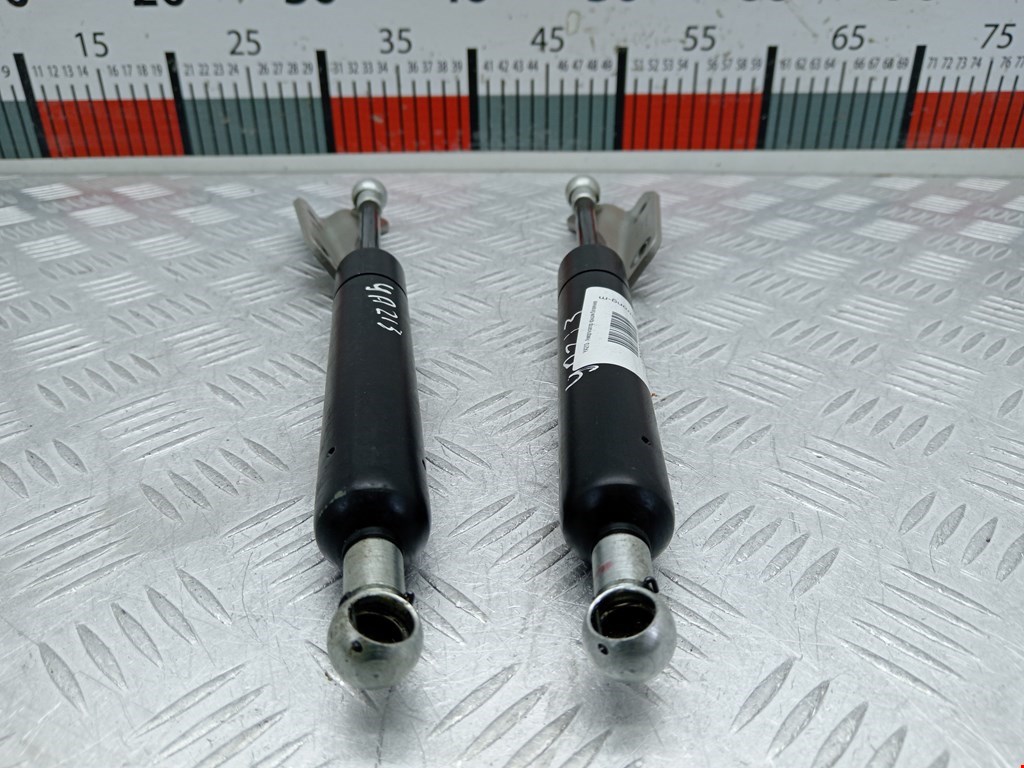 Амортизатор крышки (двери) багажника VOLVO V70 II 2000-2007