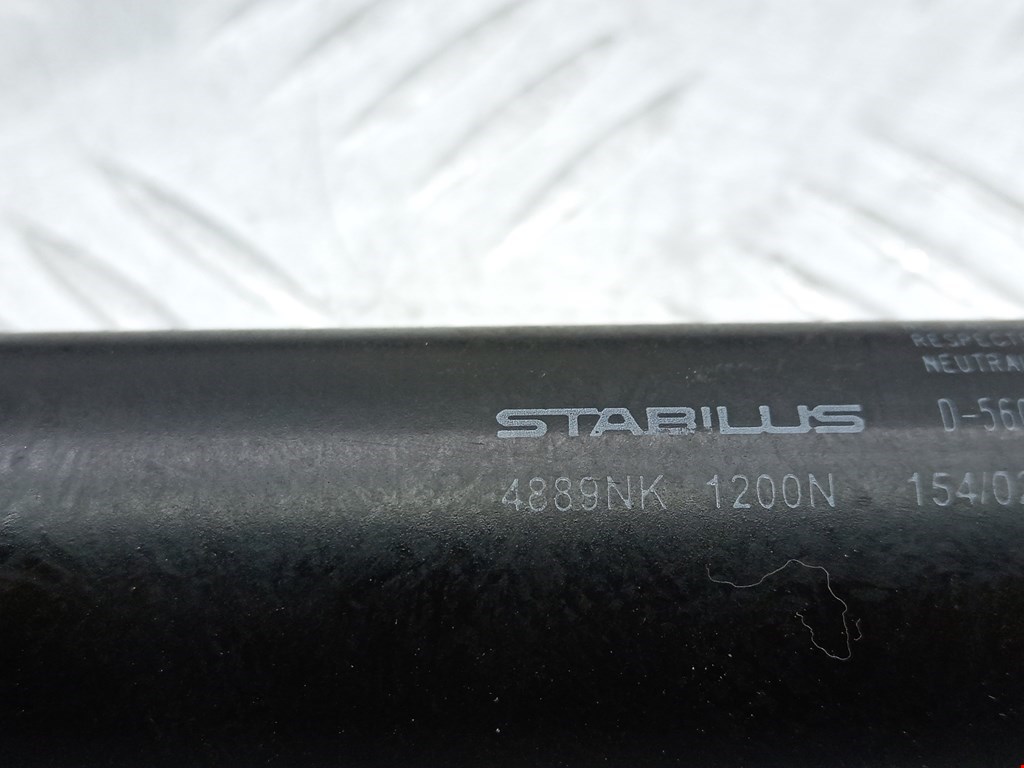 Амортизатор крышки (двери) багажника VOLVO V70 II 2000-2007