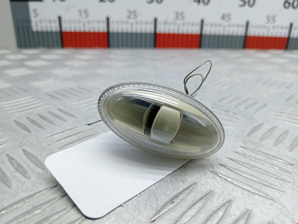 Повторитель указателя поворота правый Peugeot 206 (1998-2006)