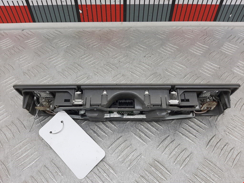 Плафон салонный (салона фонарь) AUDI A8 D2 1994-2002