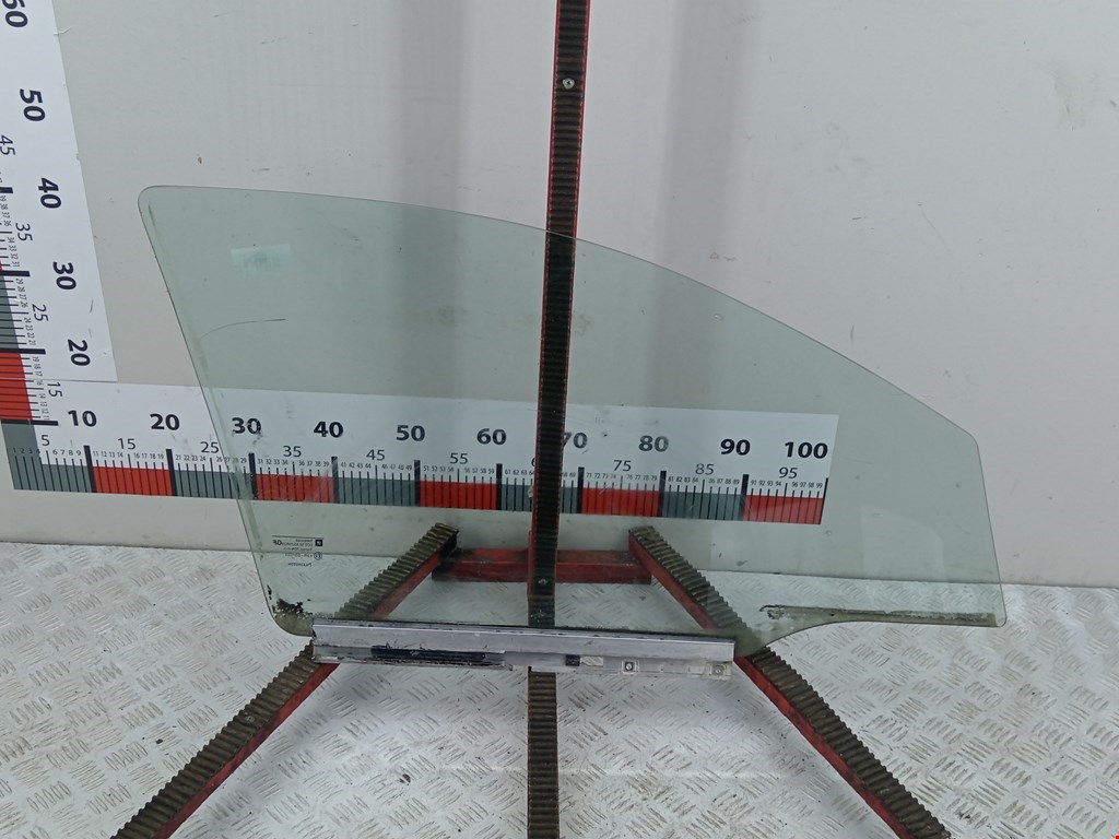 Стекло двери переднее левое OPEL Astra G 1998-2005