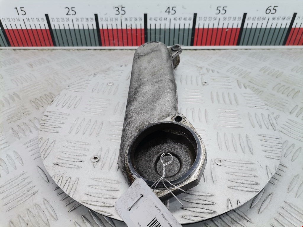 Корпус термостата AUDI A4 B5 1995-2001