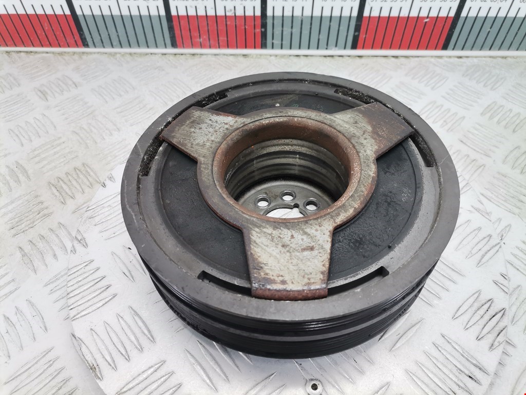 Шестерня коленвала (шкив) AUDI A4 B5 1995-2001