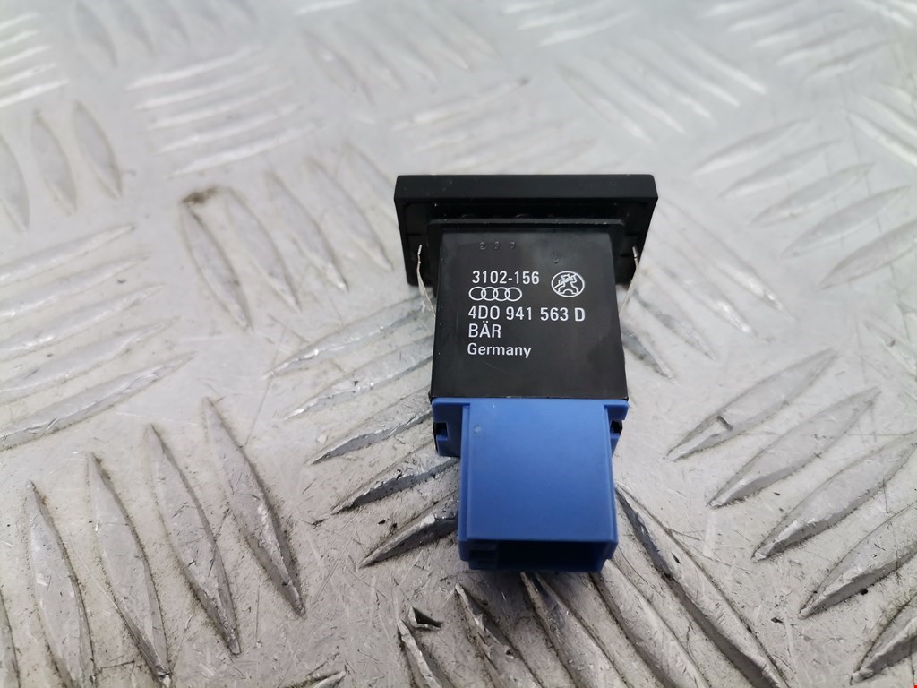 Кнопка включения противотуманных фар AUDI A8 D2 1994-2002