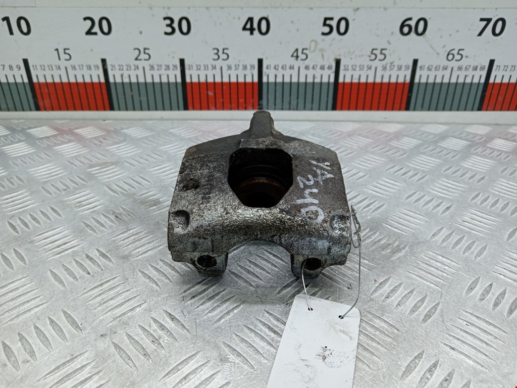 Суппорт задний правый CHRYSLER Voyager III GS 1995-2000