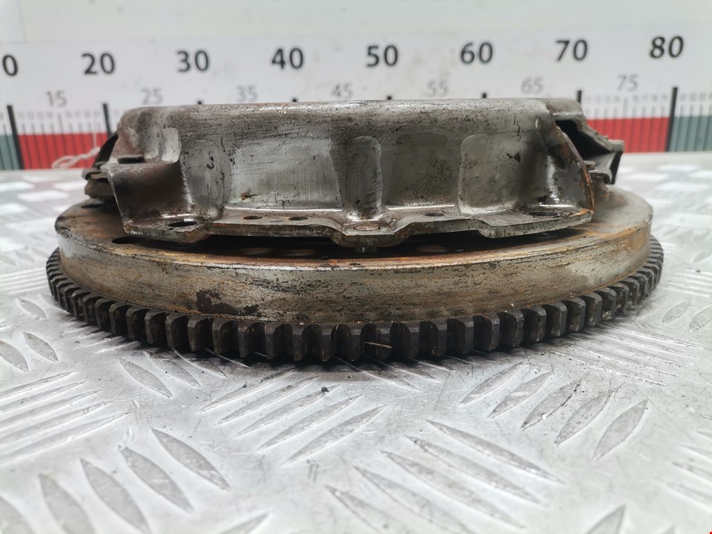 Маховик (демпфер сцепления) MITSUBISHI Colt CJ 1995-2003