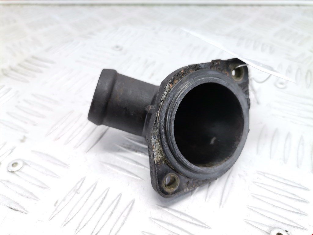 Корпус термостата VOLKSWAGEN Passat B5 1997-2005