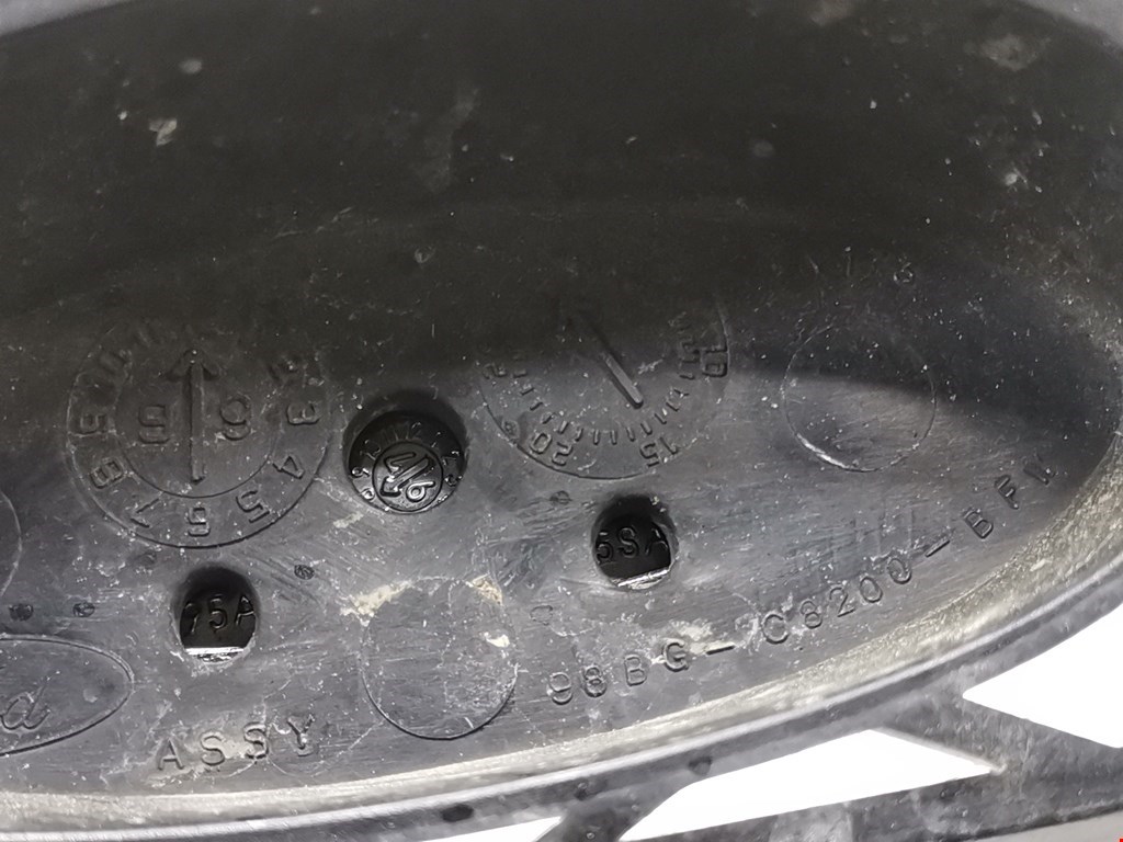 Решетка радиатора FORD Cougar 1998-2002