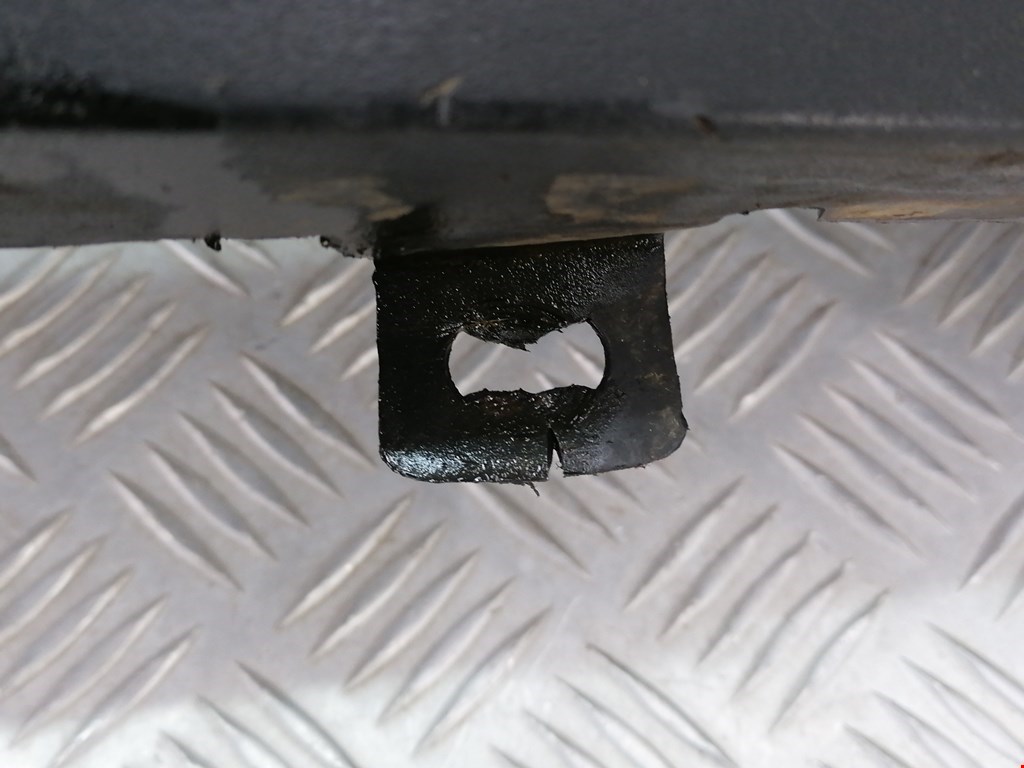 Бампер передний BMW X5 E53 1999-2006