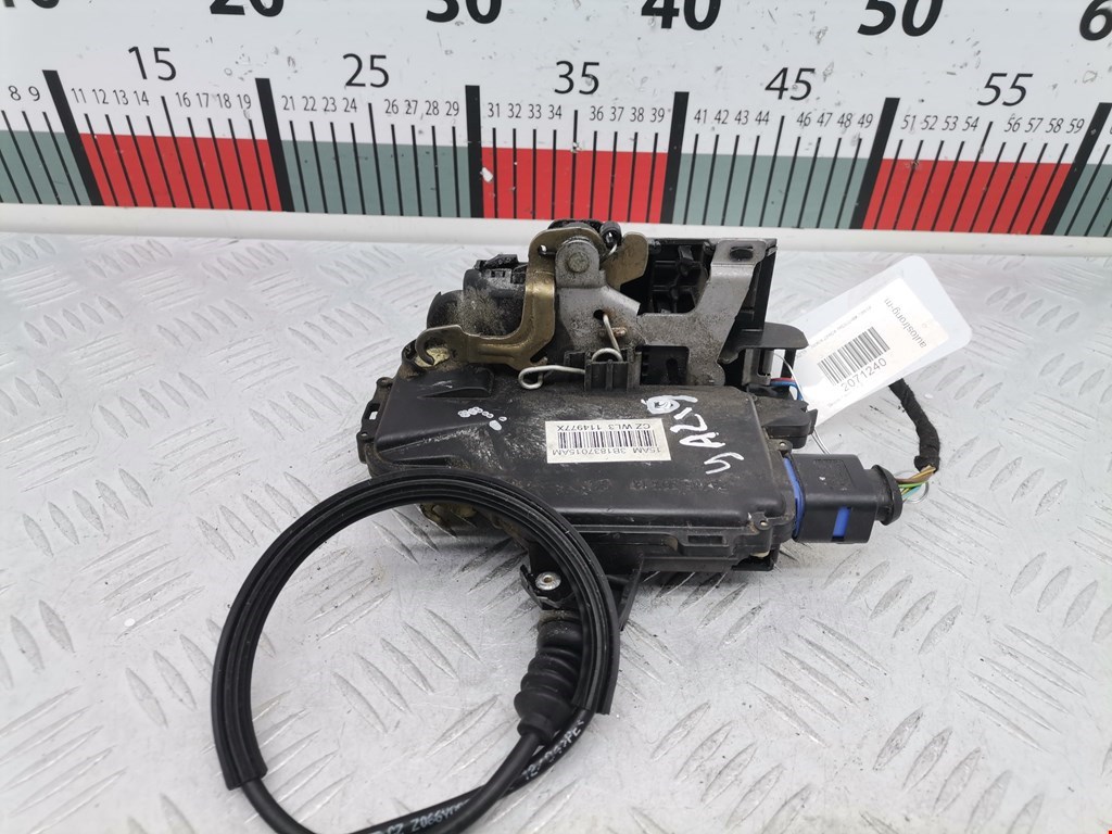 Замок двери передней левой SKODA Fabia MK1 1999-2006