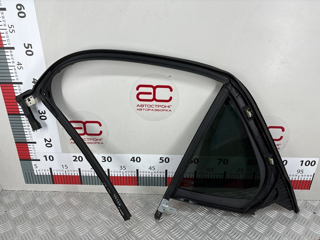 Стекло двери заднее правое CHEVROLET Equinox 2017-н.в.