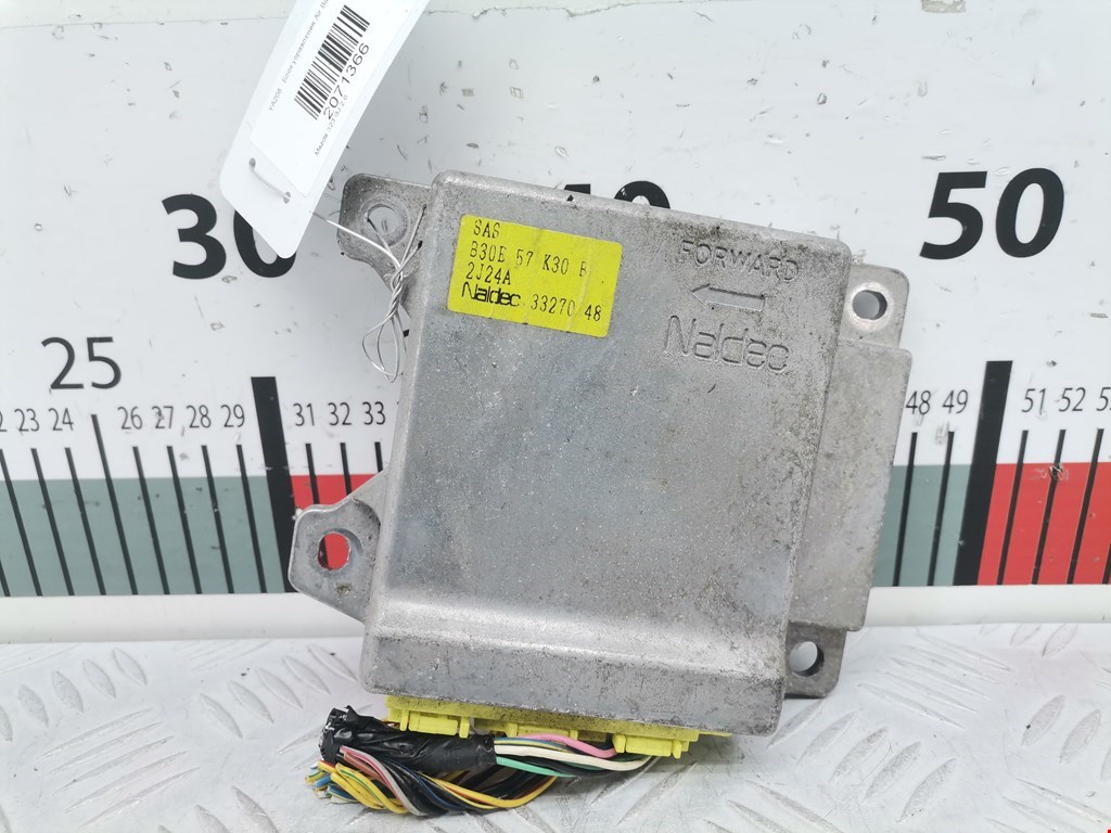 Блок управления AIR BAG MAZDA 323 FA 1977-1980