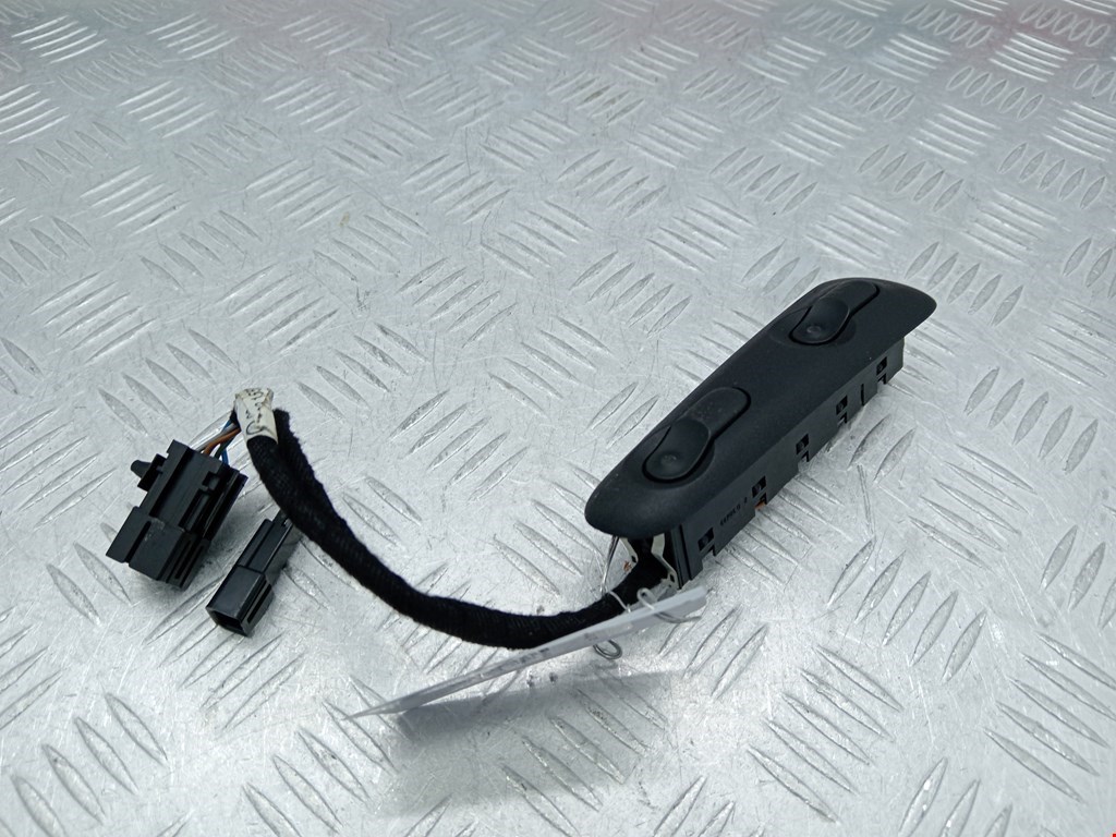 Блок управления стеклоподъемниками Opel Omega B (1994-2004)