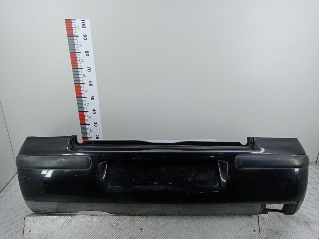 Бампер задний VOLKSWAGEN Golf III 1991-1997