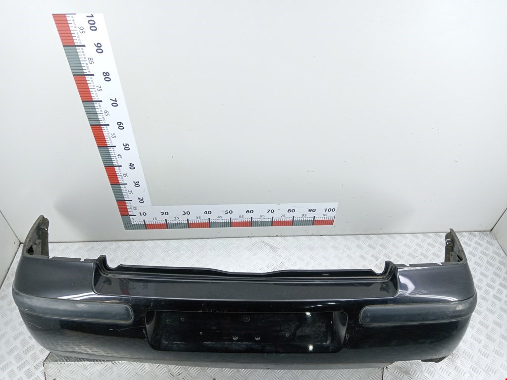 Бампер задний VOLKSWAGEN Golf III 1991-1997