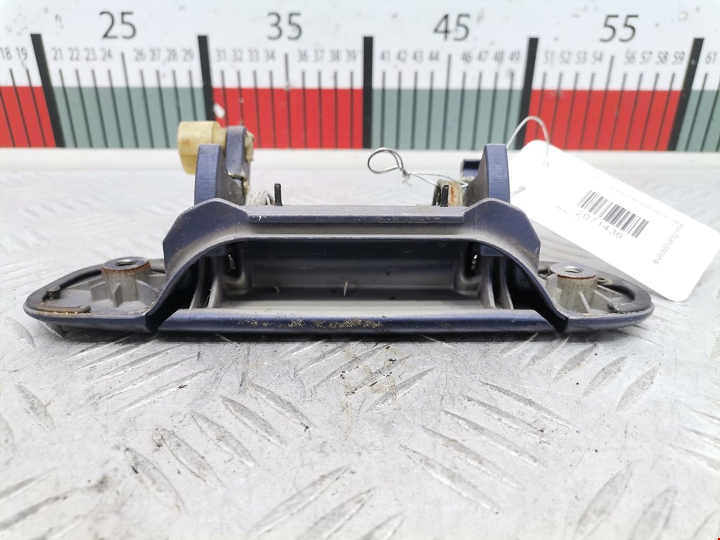 Ручка двери задней наружная левая MAZDA 323 FA 1977-1980