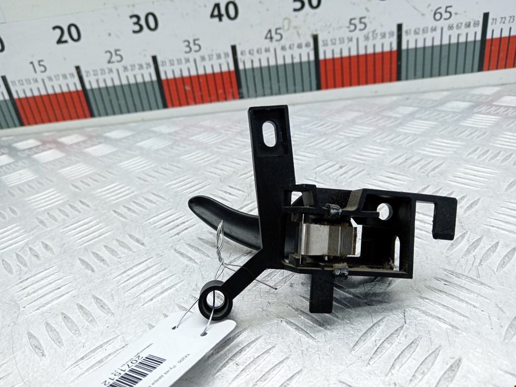 Ручка дверная задняя внутренняя левая VOLKSWAGEN Sharan 1995-2010